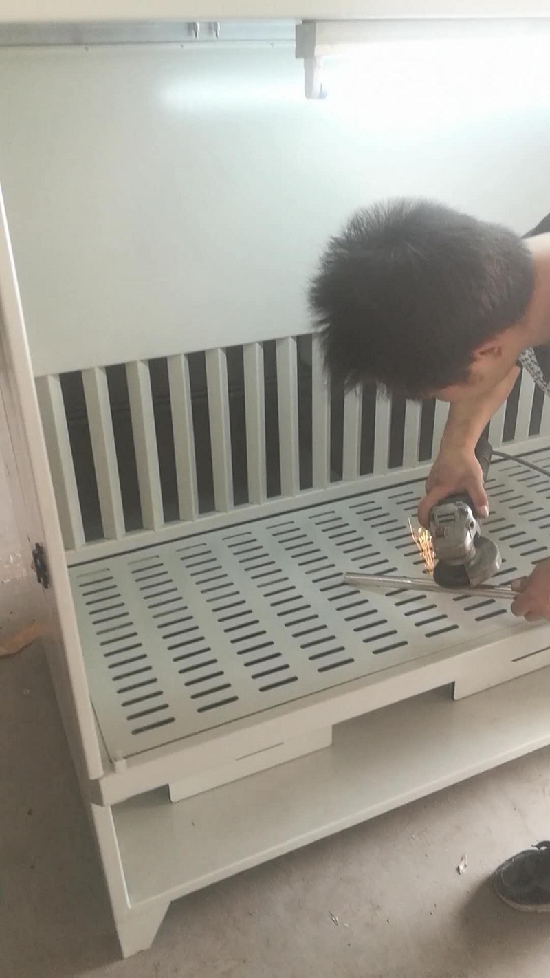 某交通設備有限公司選中御衛仕打磨除塵工作臺 某交通設備有限公司選中御衛仕打磨除塵工作臺