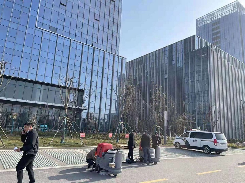 洗地機(jī)和掃地機(jī)之間如何選擇？