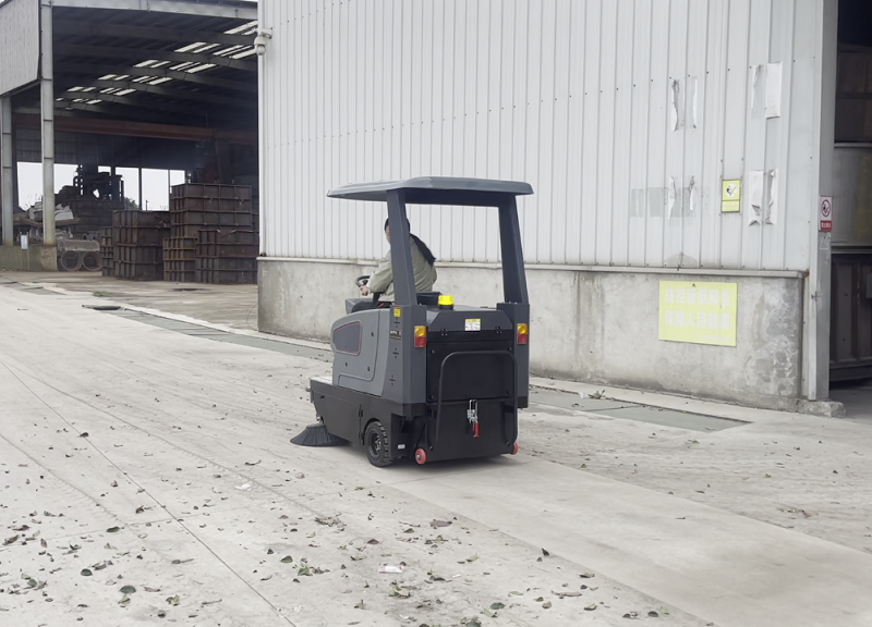 工業(yè)掃地機工作時間怎么樣 工業(yè)掃地機工作時間怎么樣